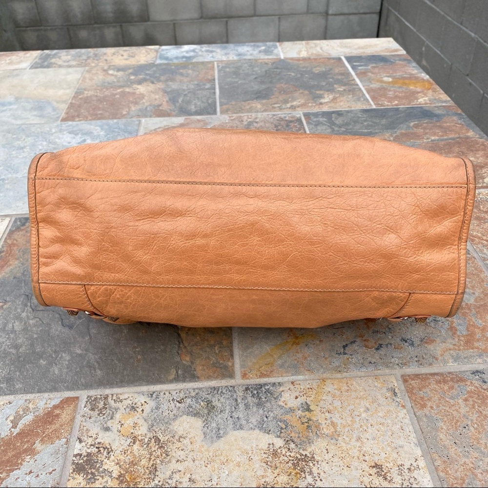 SOLD Balenciaga Rose Blush Leather Motorcycle Bag - Picture 11 of 16